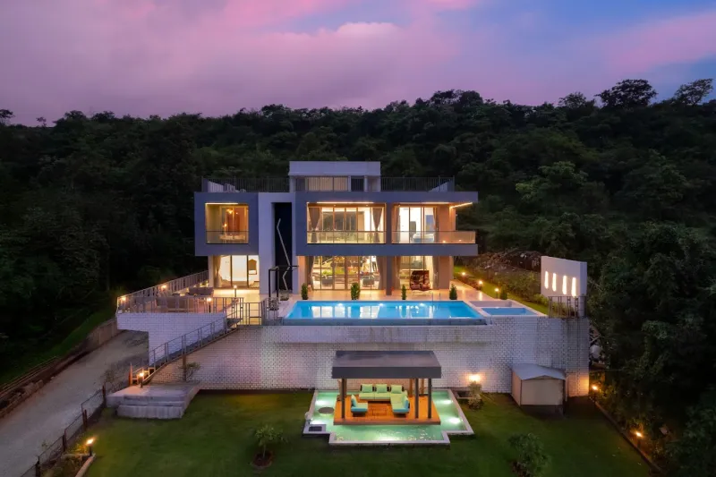 Sunset Villas